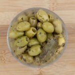 60696_olives_basilic_denoyautees